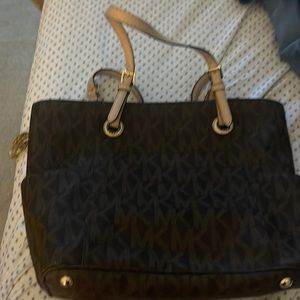 mK brown shoulder bag